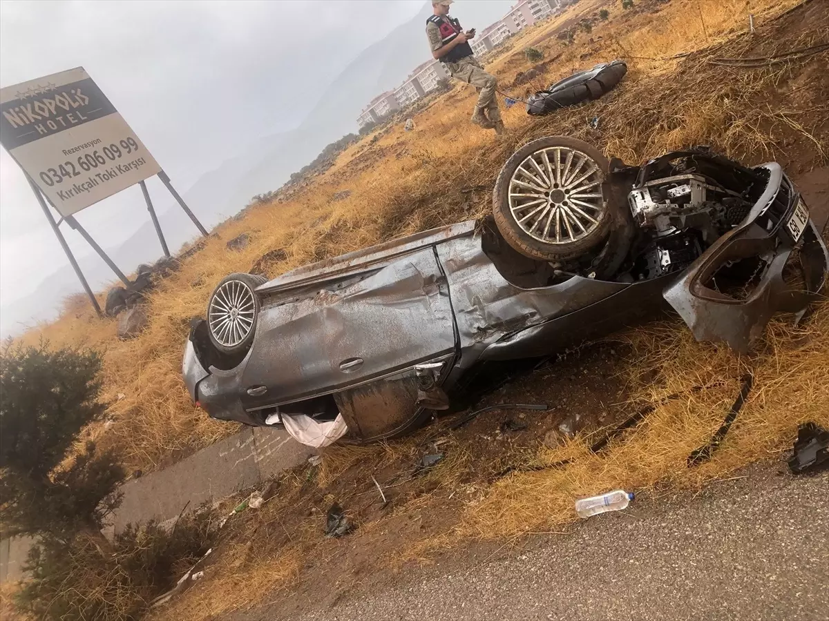 islahiyede kaza 3 yarali ws2TlVMs