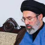 İran’da Askeri Yönetim İddiası: Hamaney’in Oğlu Güçten Düşmüş Durumda**