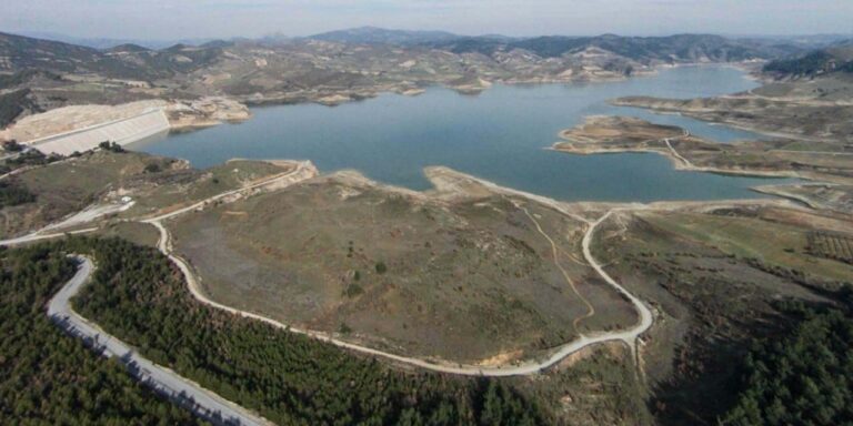 2026-en-yagisli-yil-olacak-izmir-barajlarina-super-el-nino-geliyor-2vG84ctC