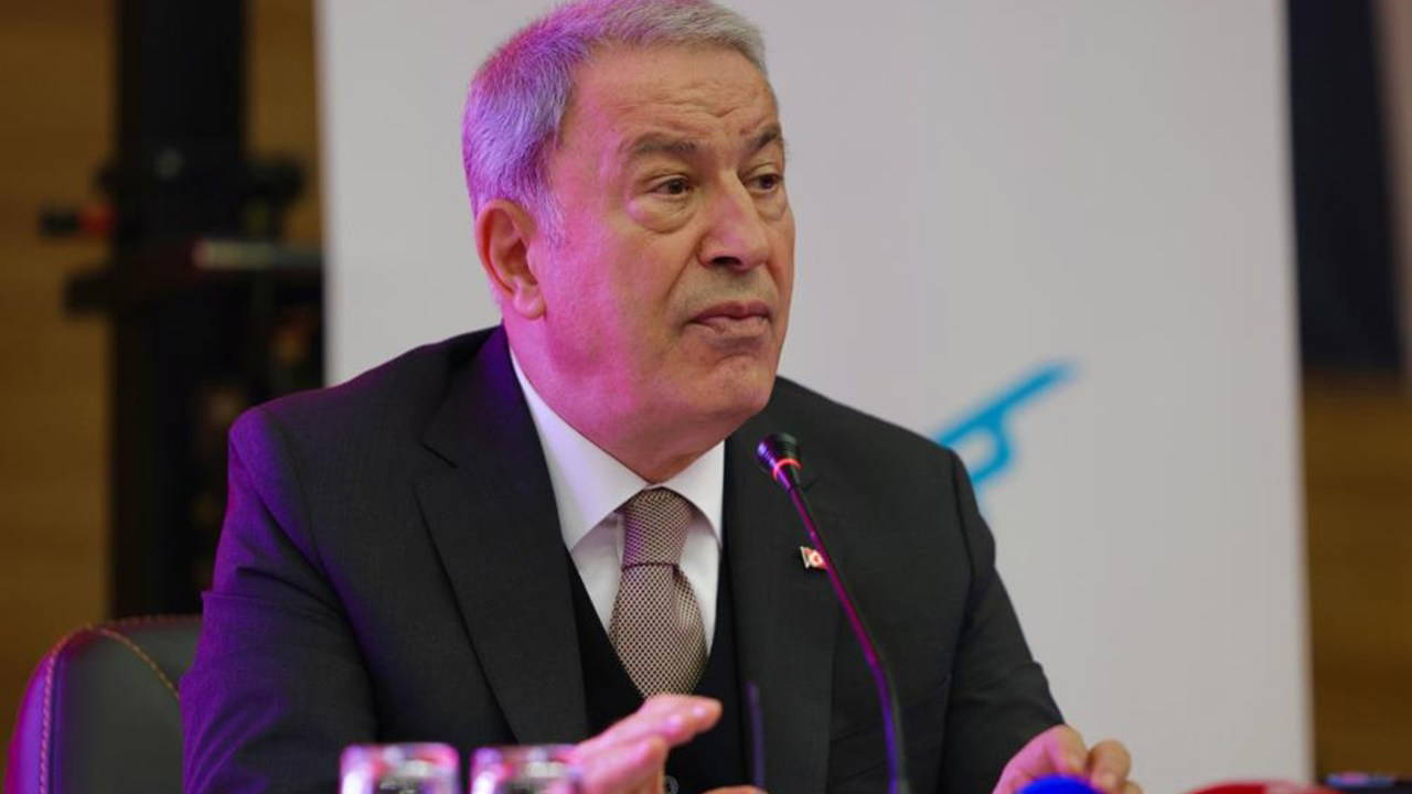 hulusi-akardan-universitelilere-okulu-birakin-cine-gidin-Bx5byM9n