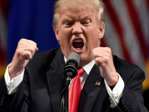 Trumptan irana gozdagi anlasma olmazsa kazma dagini da vururuz HgiehBFP